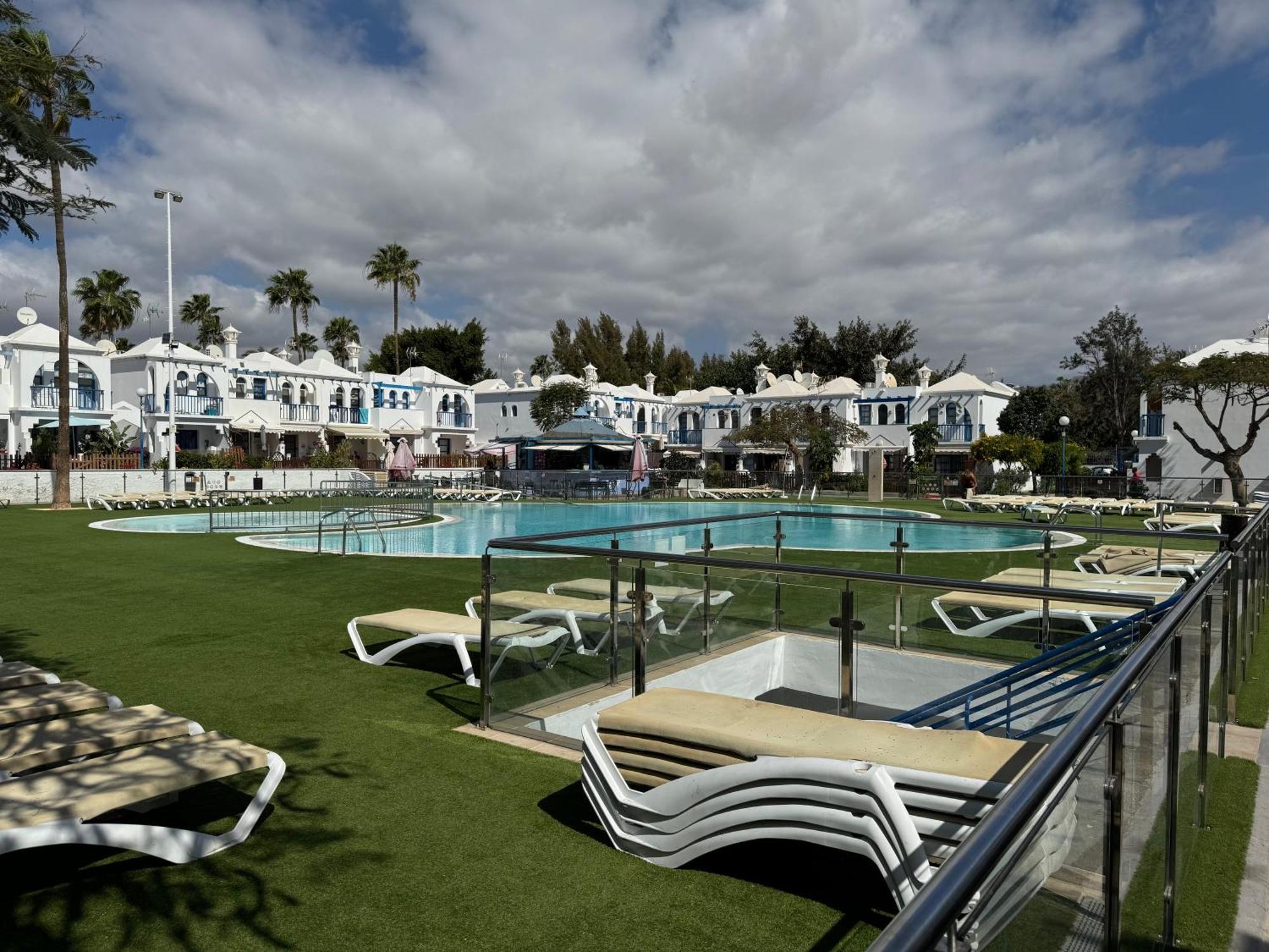 55 Playmar Wellness Ferienhaus *
